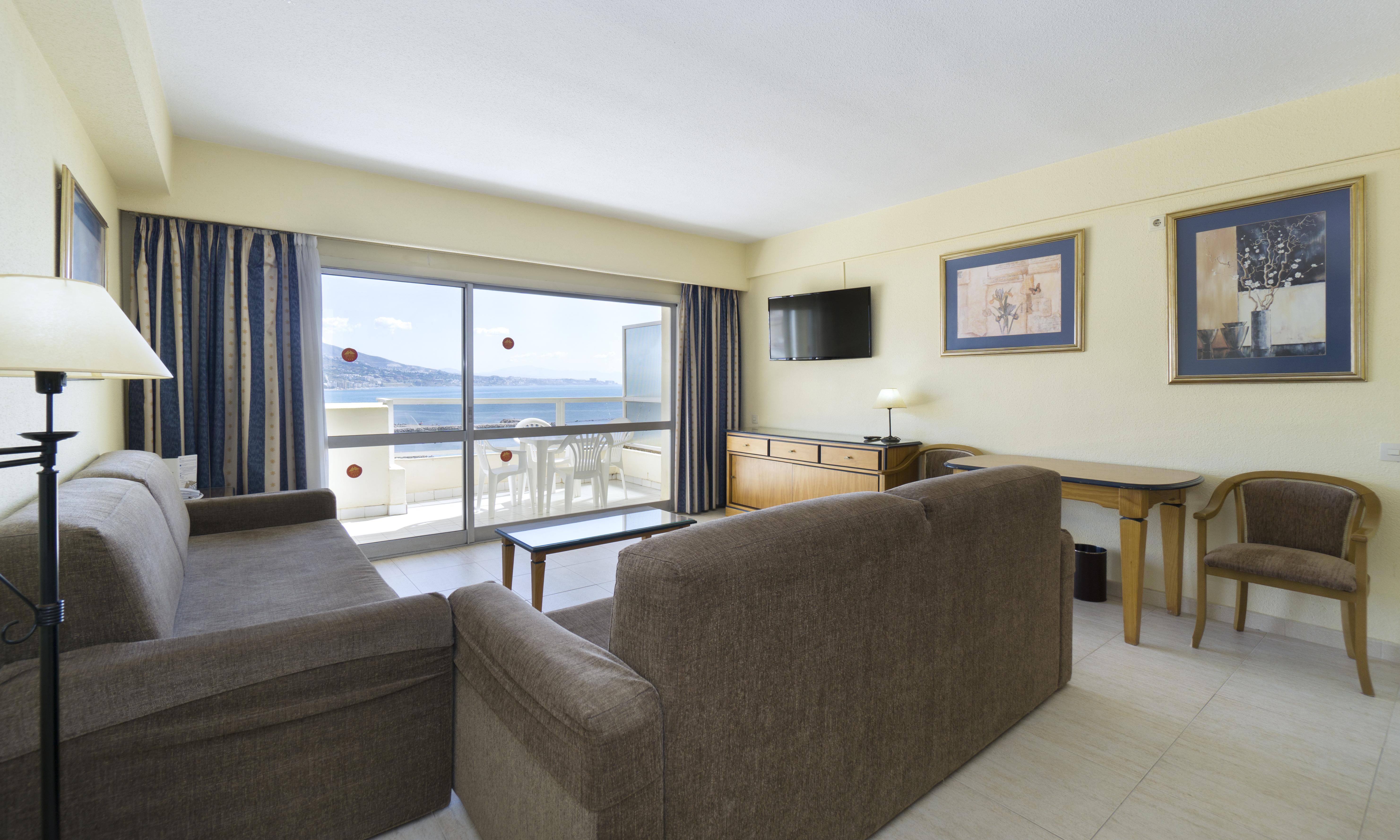 Hotel Apartamentos Pyr Fuengirola Dış mekan fotoğraf