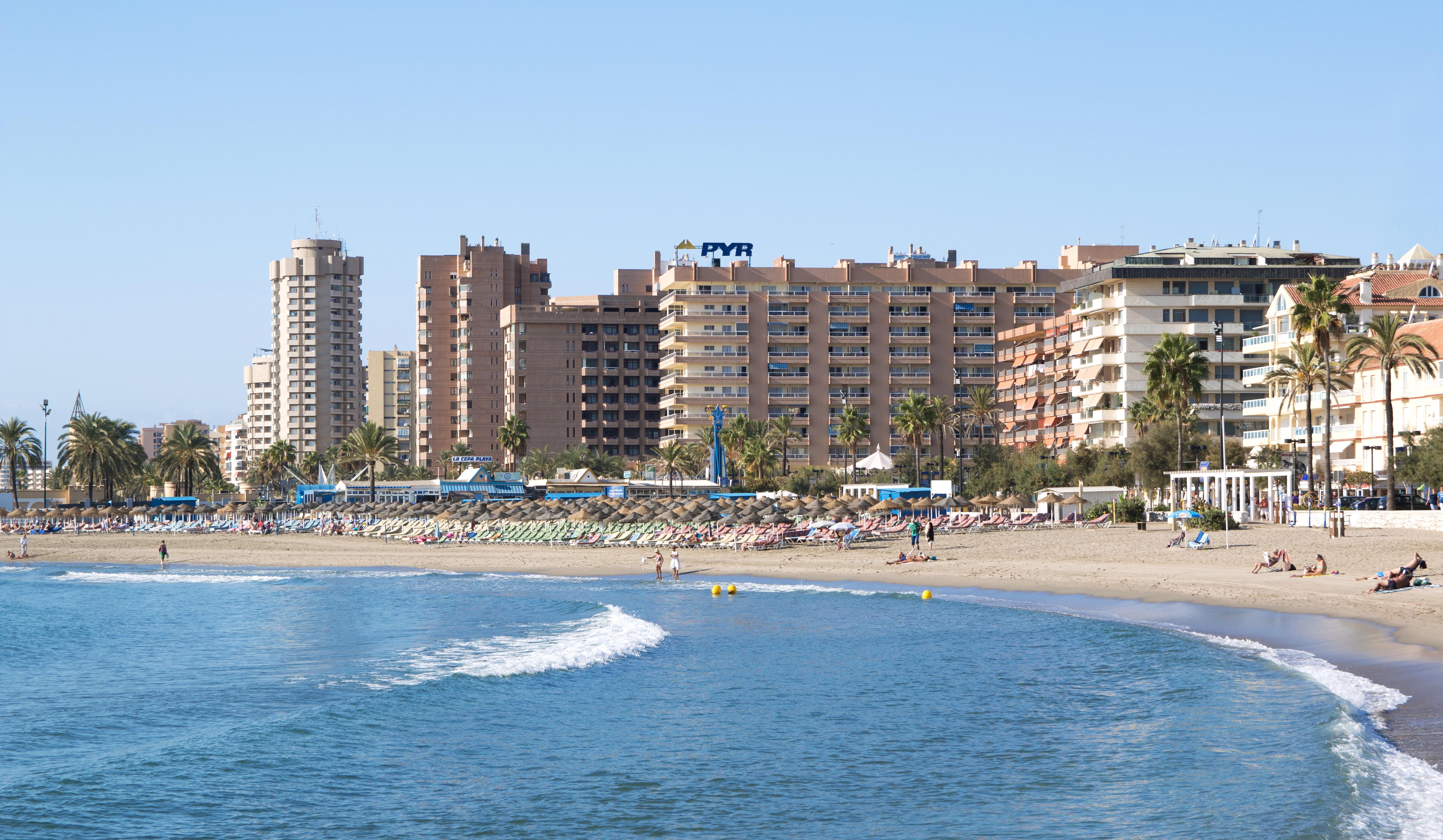 Hotel Apartamentos Pyr Fuengirola Dış mekan fotoğraf