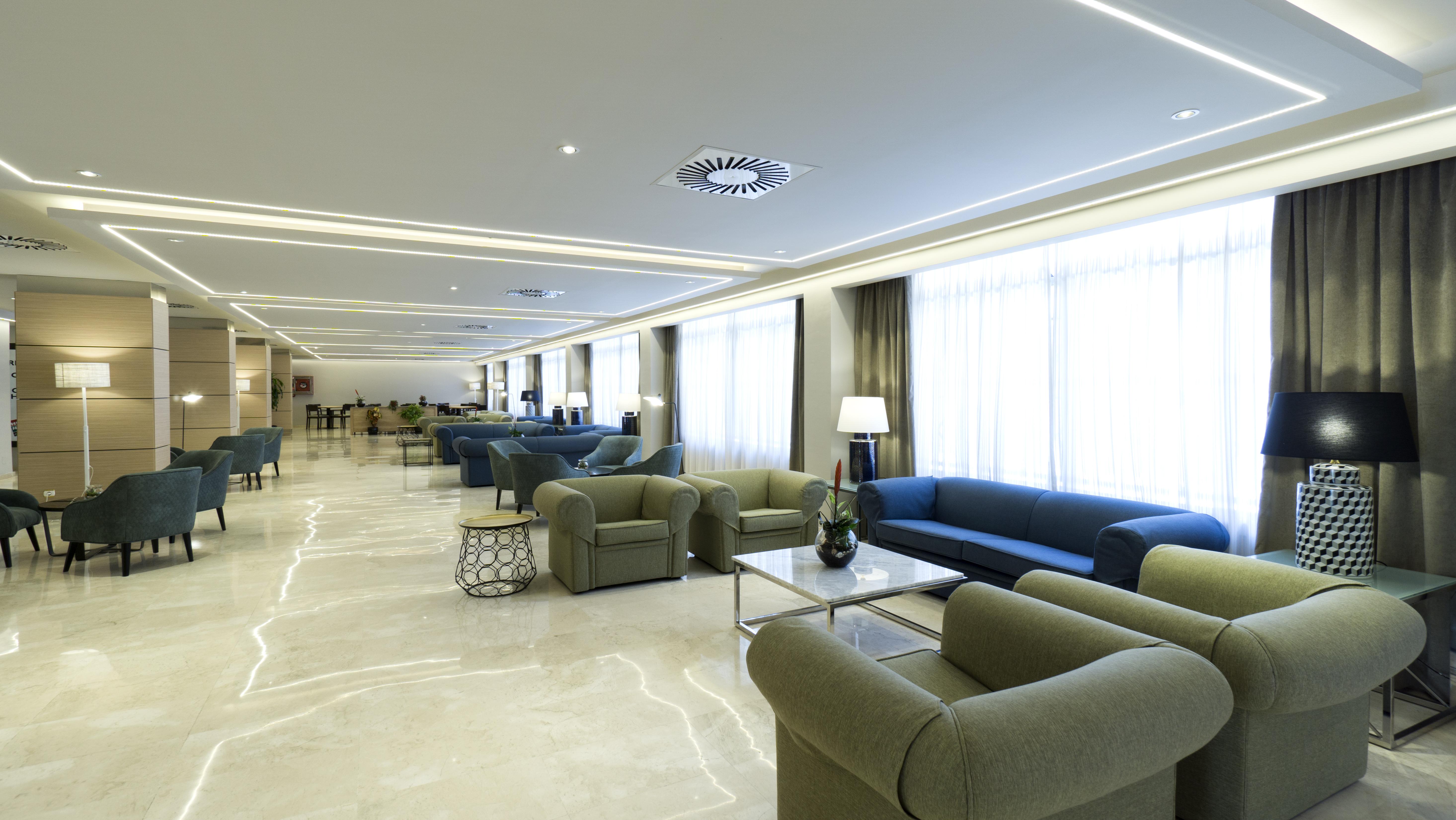 Hotel Apartamentos Pyr Fuengirola Dış mekan fotoğraf