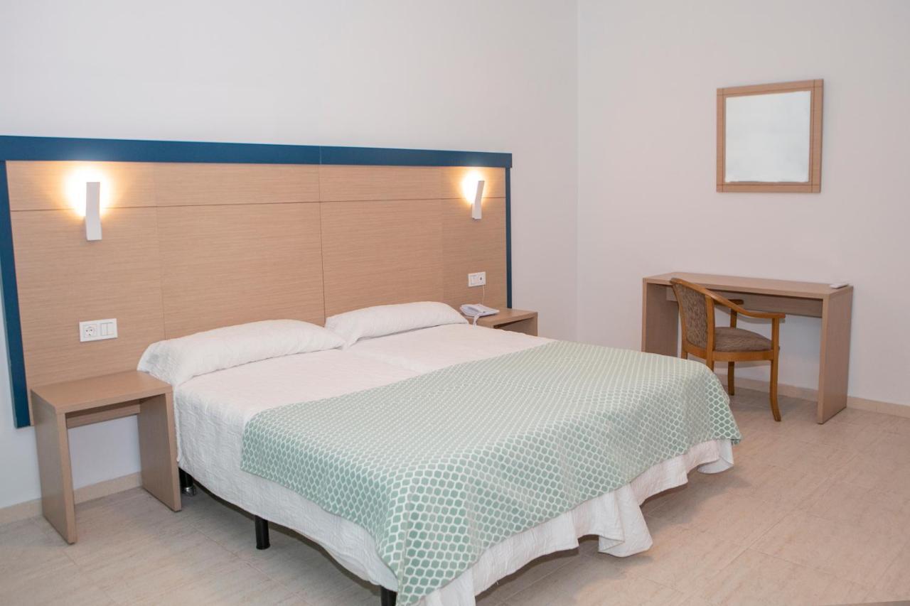 Hotel Apartamentos Pyr Fuengirola Dış mekan fotoğraf