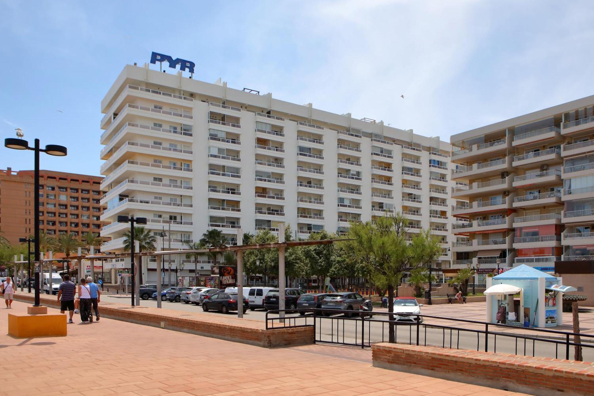 Hotel Apartamentos Pyr Fuengirola Dış mekan fotoğraf