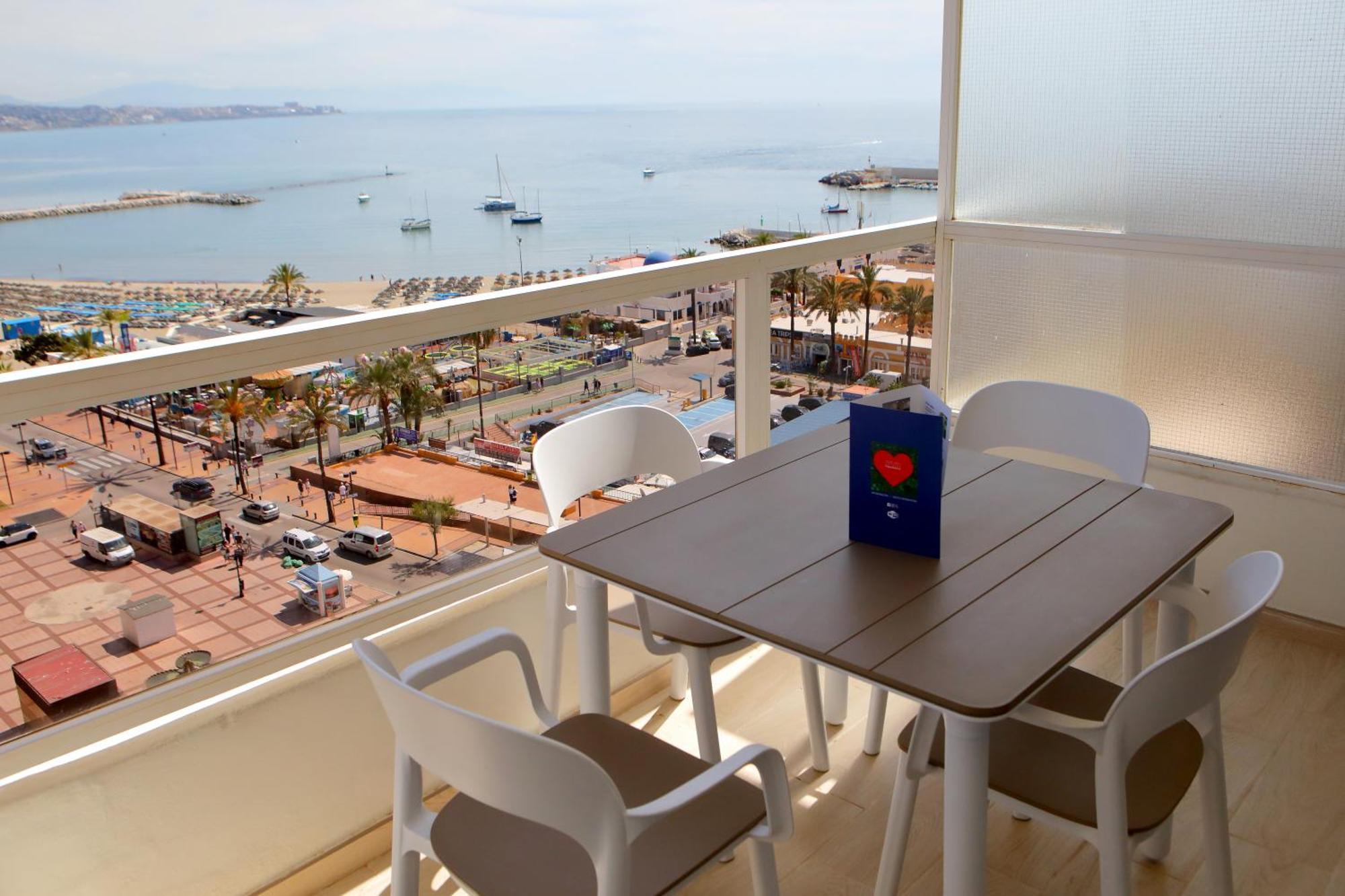 Hotel Apartamentos Pyr Fuengirola Dış mekan fotoğraf