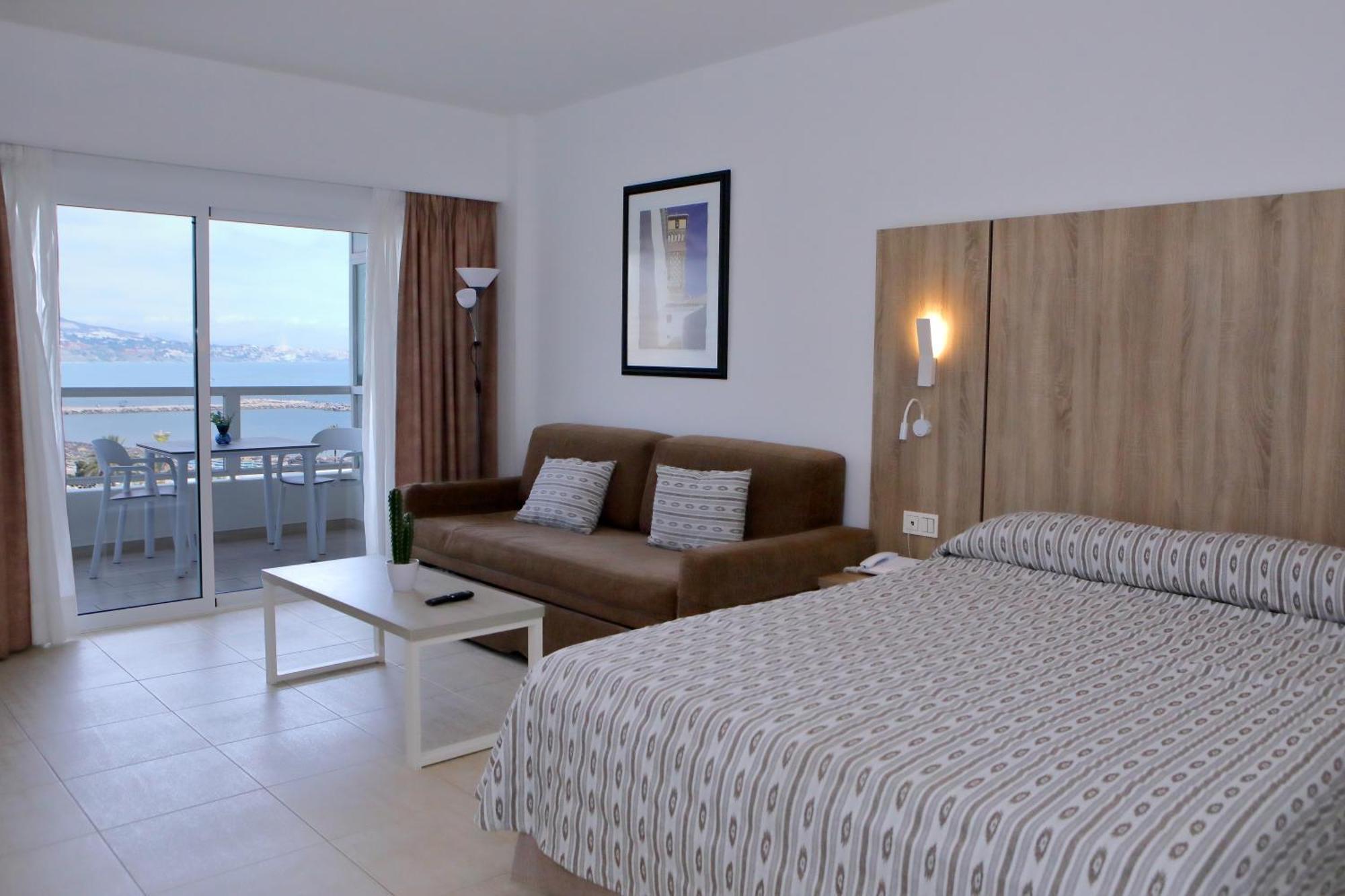 Hotel Apartamentos Pyr Fuengirola Dış mekan fotoğraf