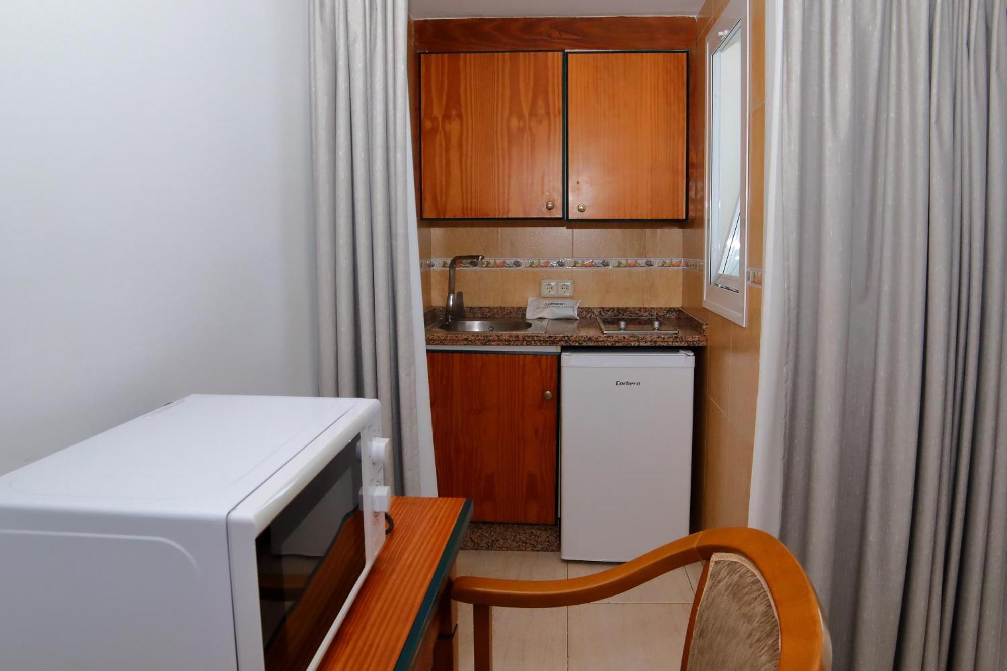 Hotel Apartamentos Pyr Fuengirola Dış mekan fotoğraf