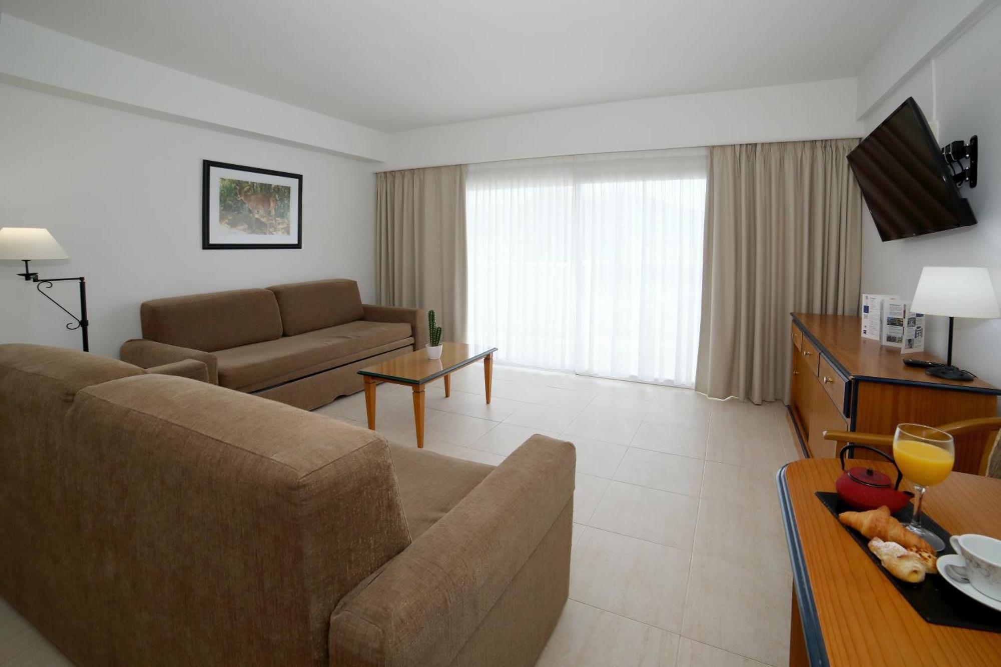 Hotel Apartamentos Pyr Fuengirola Dış mekan fotoğraf